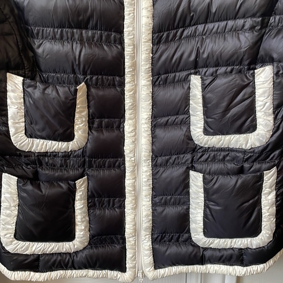 Womens/teen Moncler bomber style jacket. - Picture 4 of 9